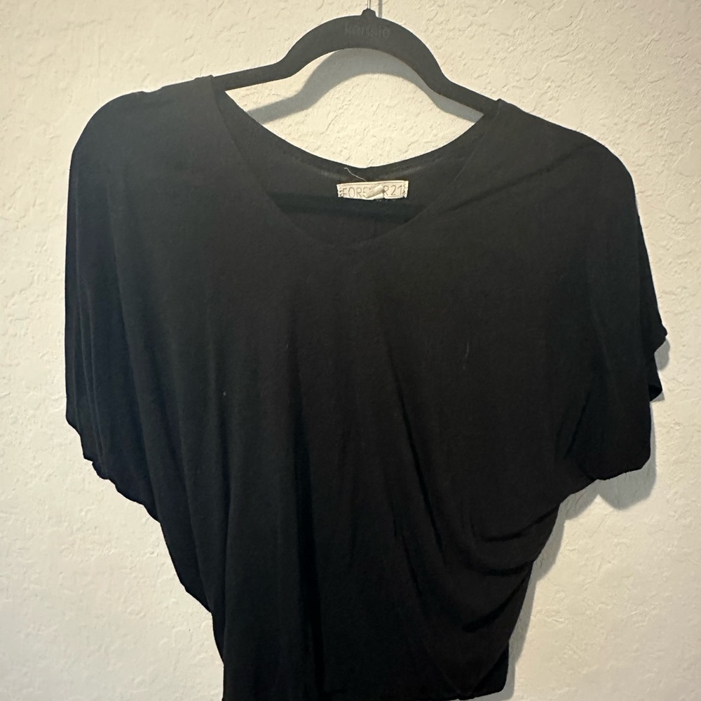 Forever 21 Elegant Black Short Sleeve Tee